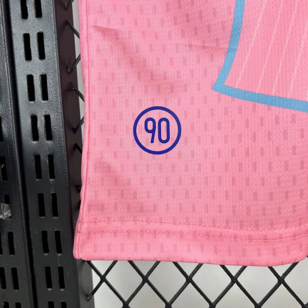 2025/2026 Barcelona Special Edition Pink Football Shirt