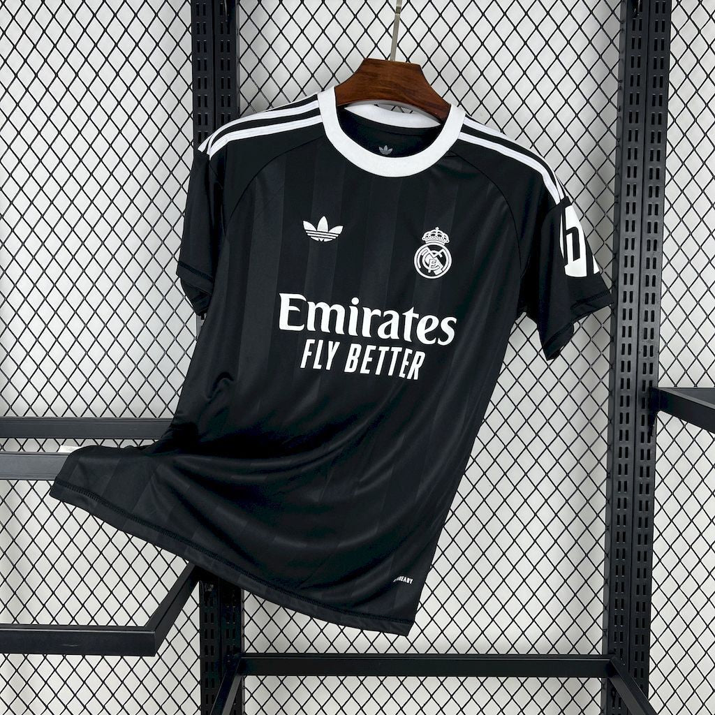 2025/26 Real Madrid Black Special Kit