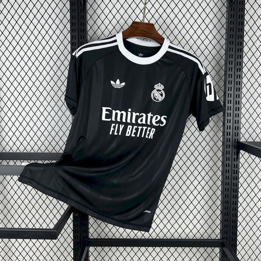2025/26 Real Madrid Black Special Kit