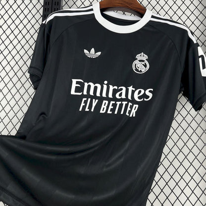 2025/26 Real Madrid Black Special Kit