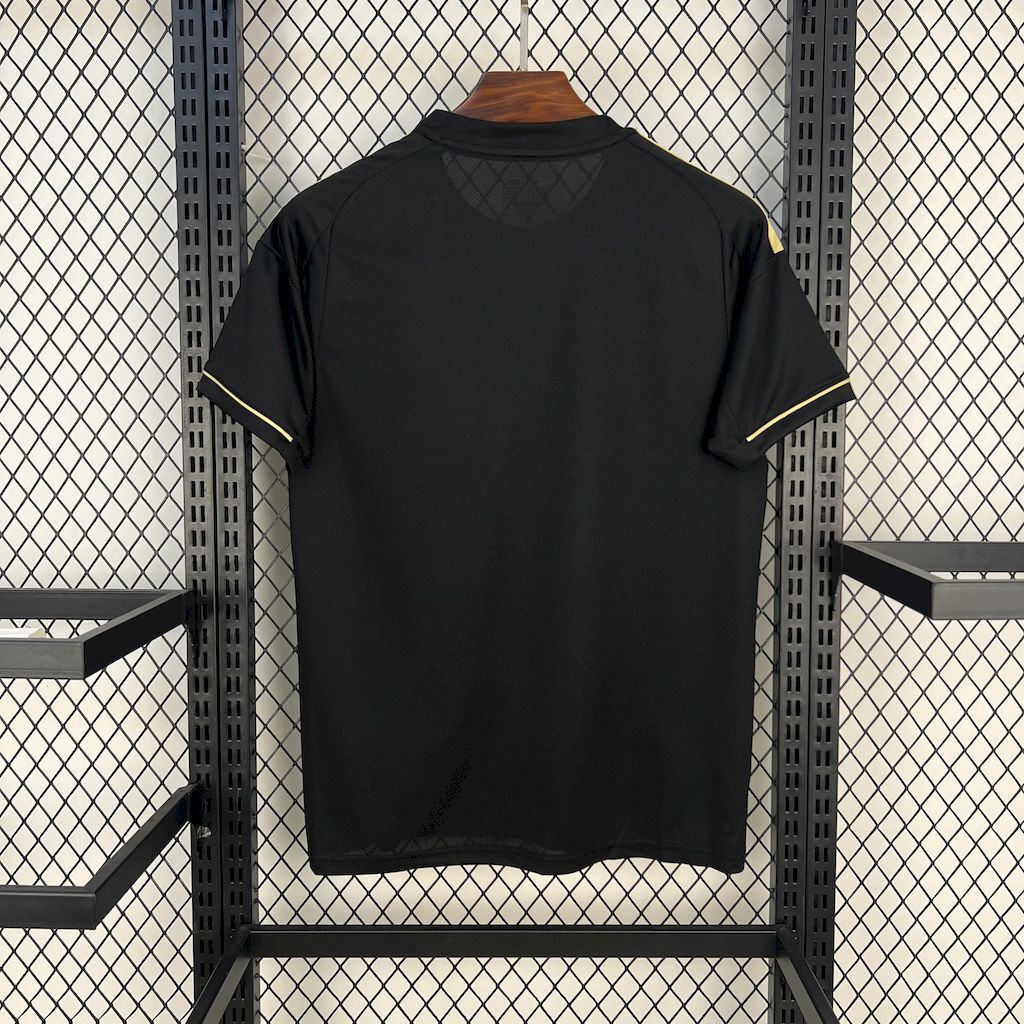 2025/26 Liverpool Black Gold Kit